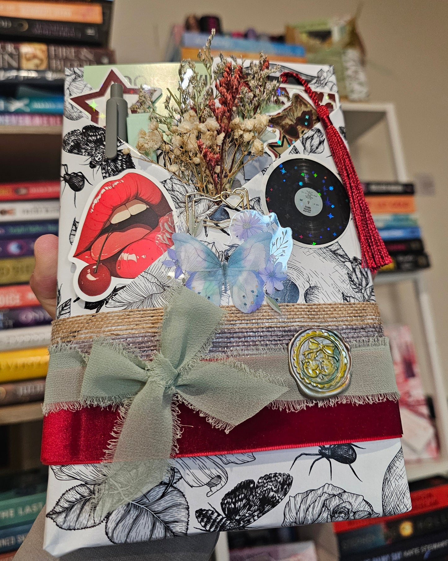 Wrapped in Chic - Re-loved Book Edition